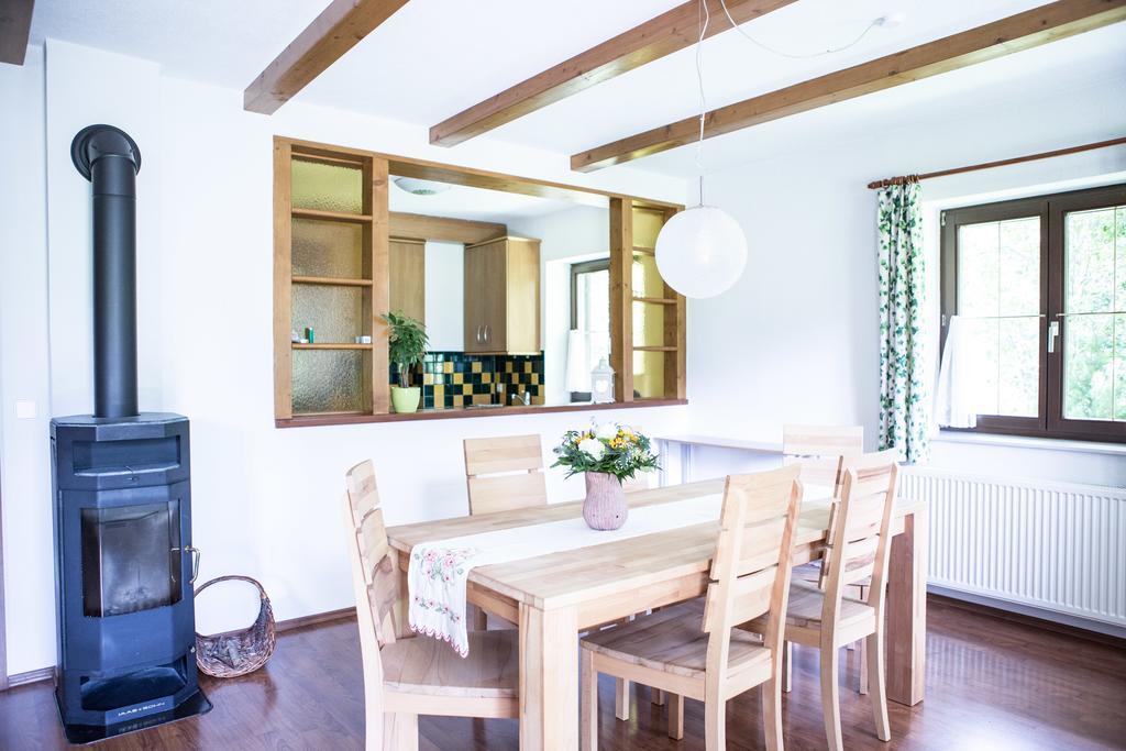 Ferienhaus Sara บาด ไคลน์เคิร์ชไฮม์ ภายนอก รูปภาพ
